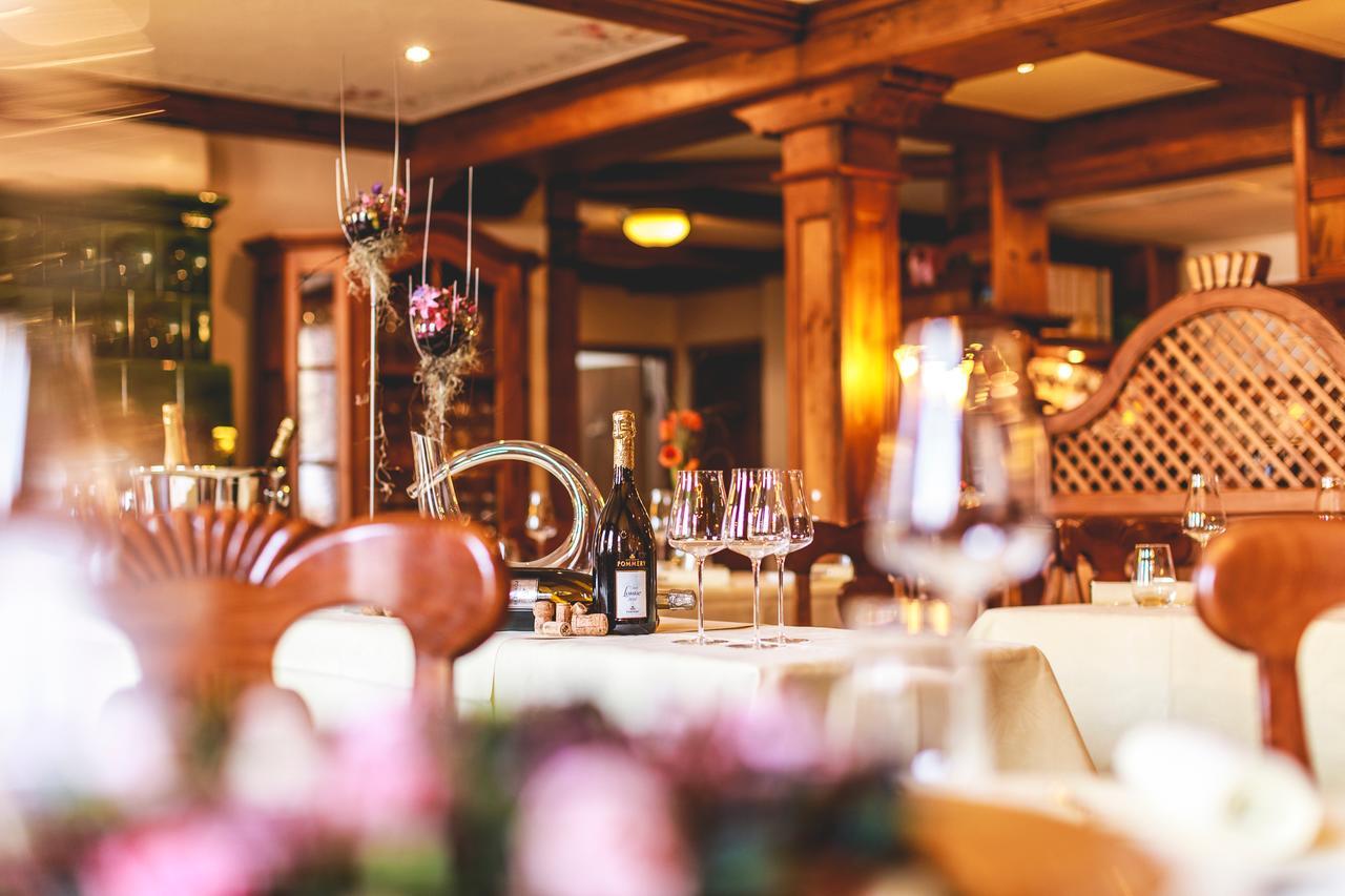 Hotel Loewen Eggenstein-Leopoldshafen Eksteriør billede
