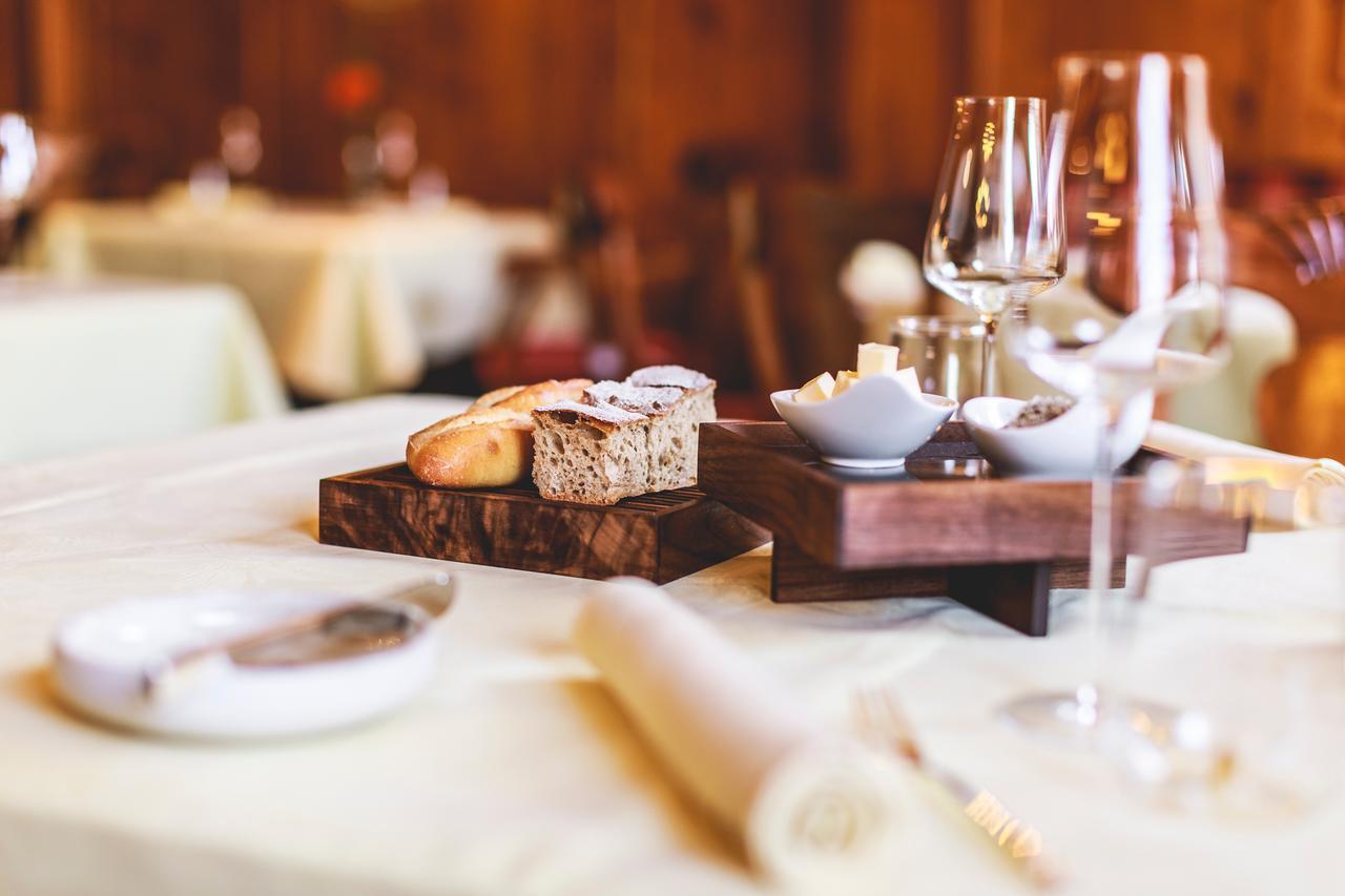 Hotel Loewen Eggenstein-Leopoldshafen Eksteriør billede